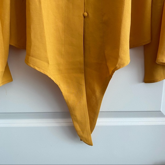 NWOT Button down tie front blouse - Picture 6 of 9